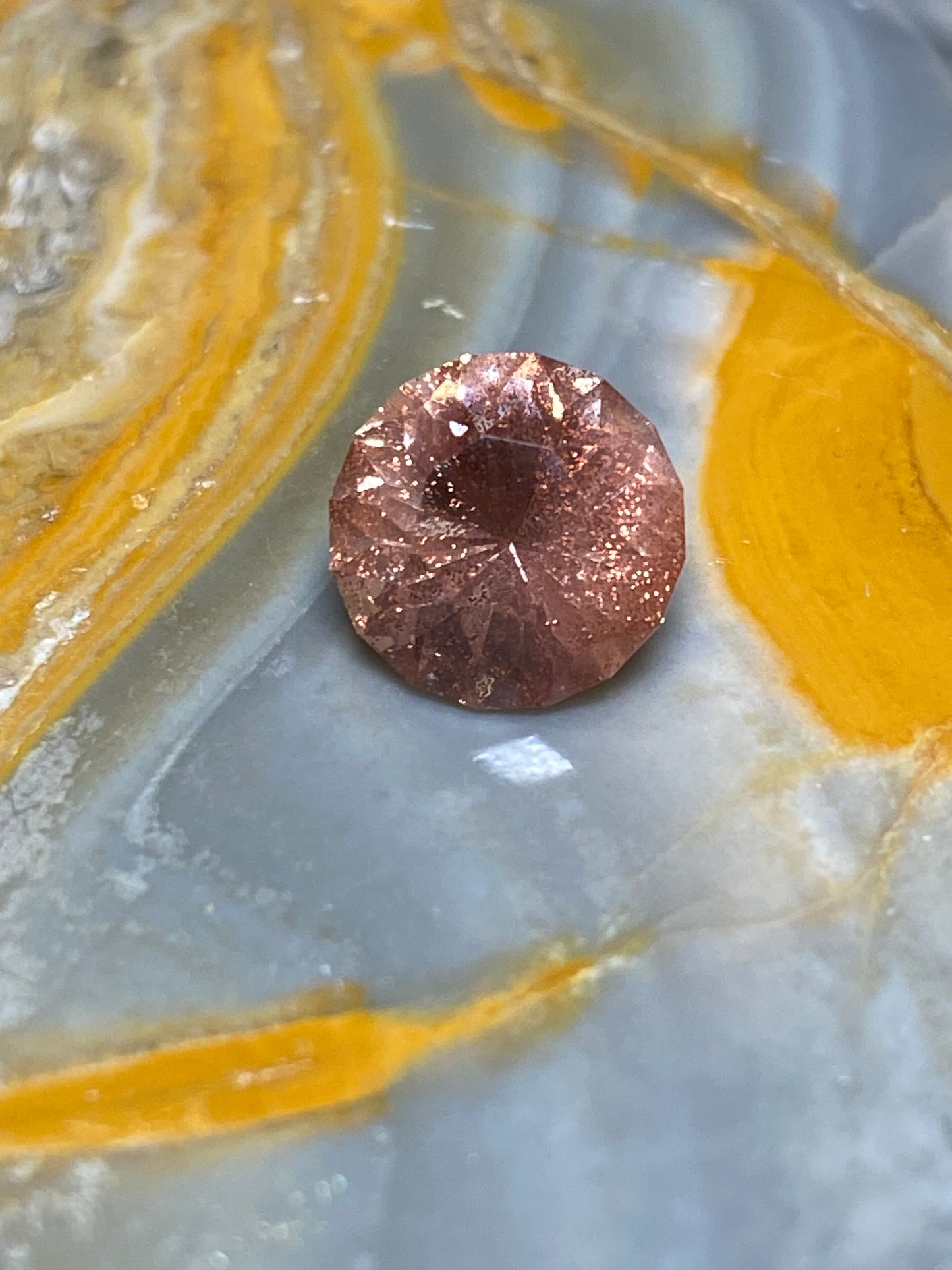 Natural Pink/Red Oregon Sunstone with Schiller, Round Brilliant Cut 2.5 Carat, 9.1 MM