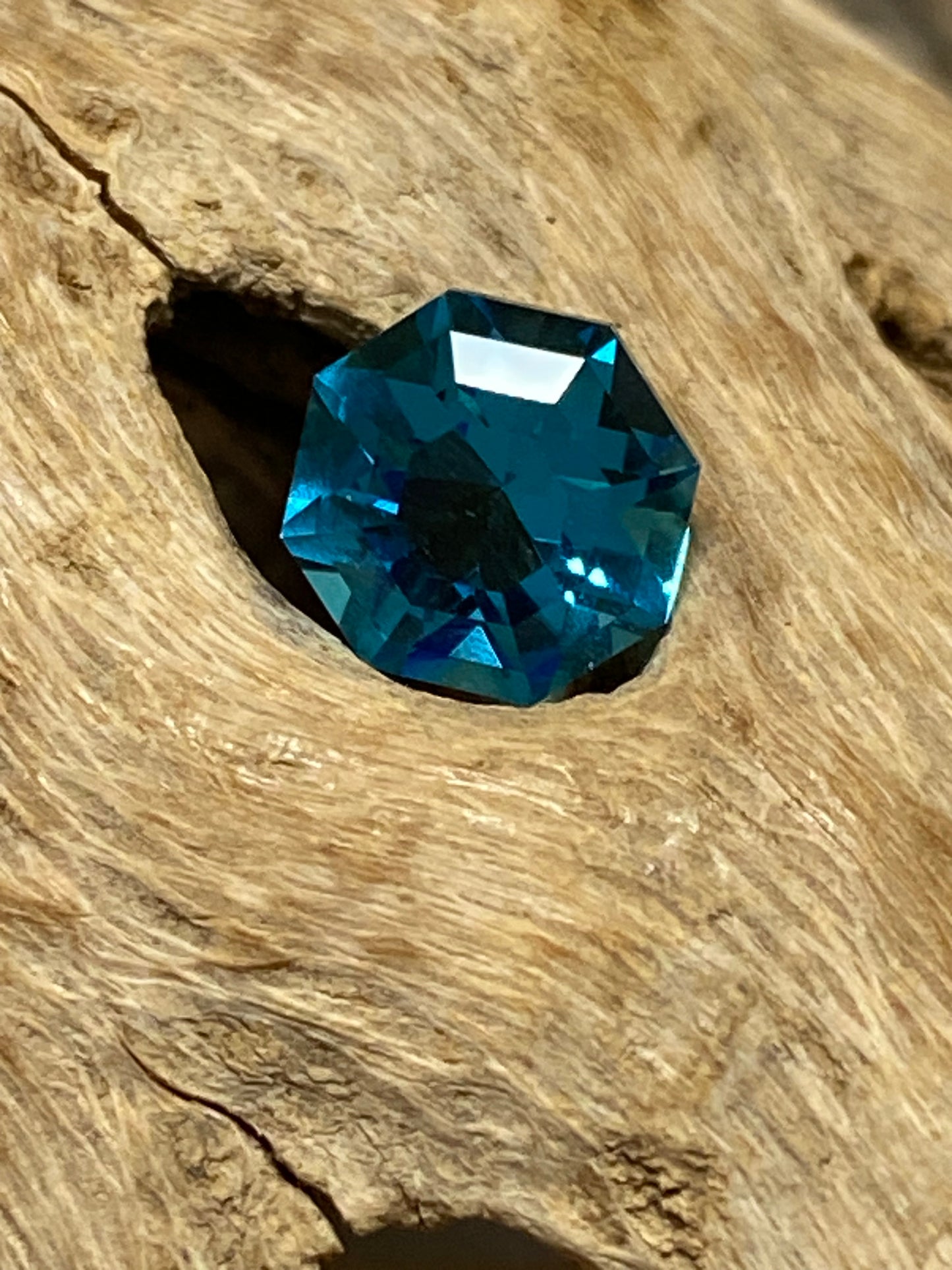 Blue Helenite faceted octagon gemstone, 1.5 Carat, 7.6 MM