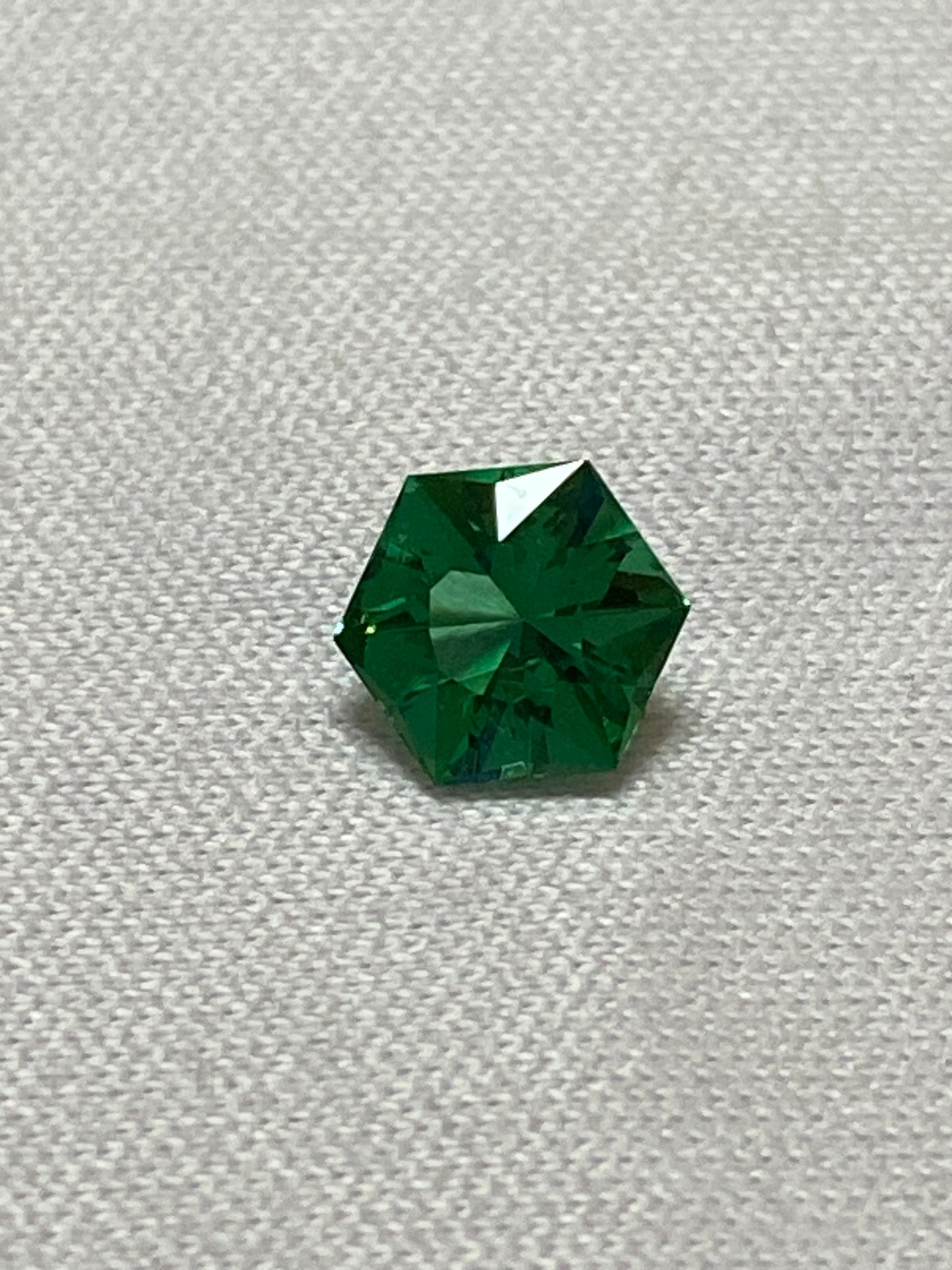 Faceted Helenite hexagon, 1 Carat, 6.1 MM