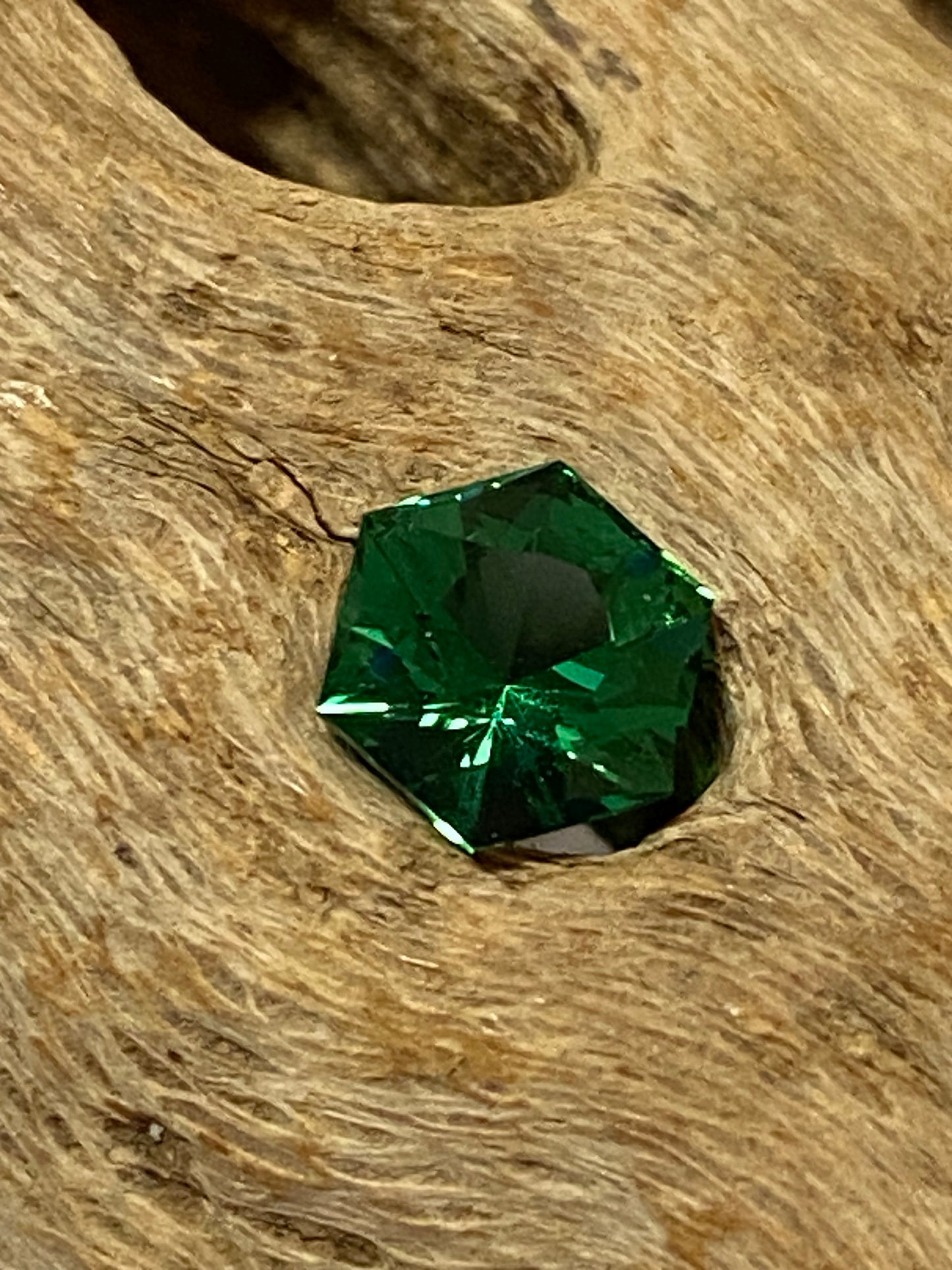 Faceted Helenite hexagon, 1 Carat, 6.1 MM