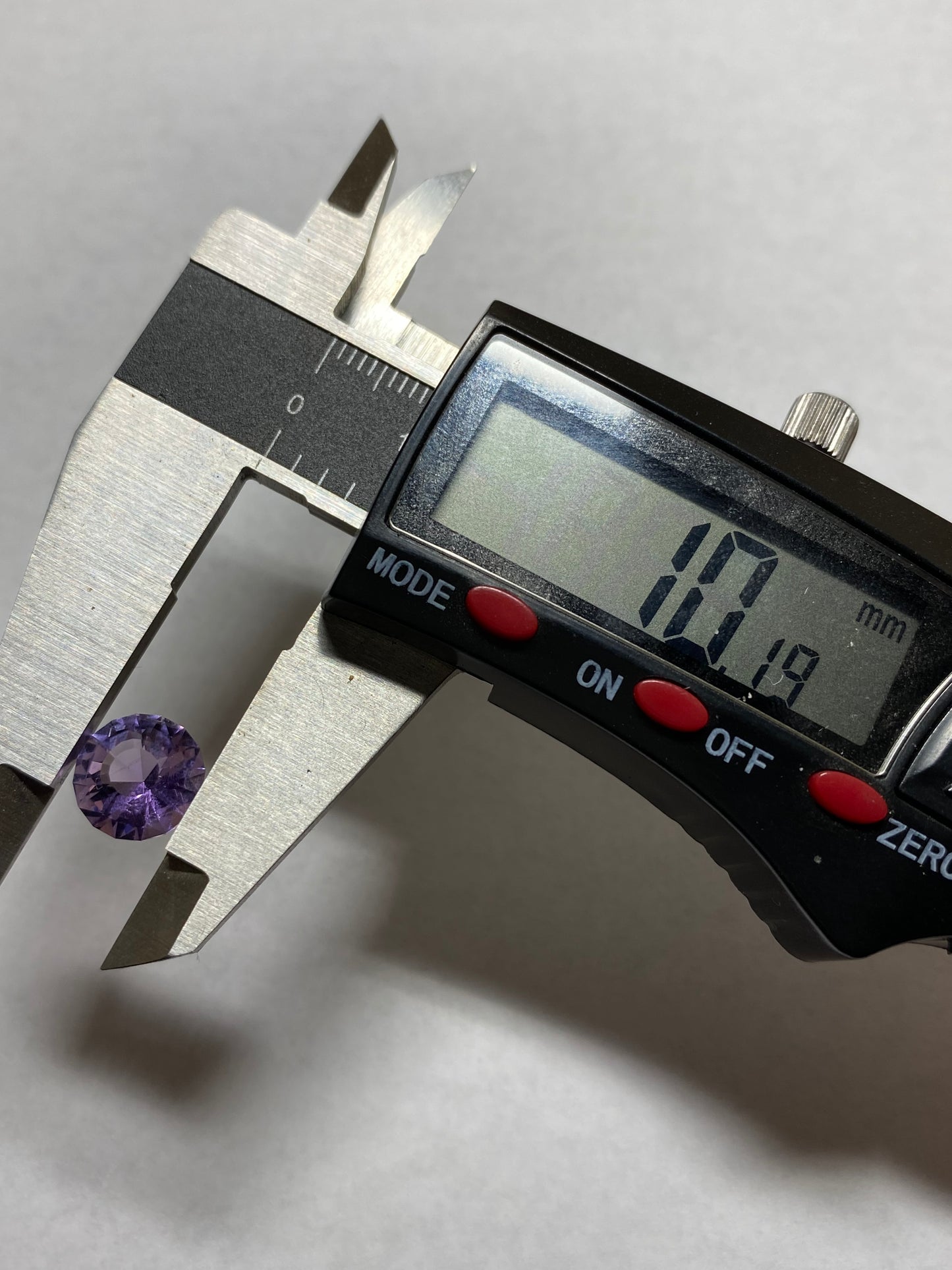 Amethyst Round Mixed Cut, Purple Faceted Gemstone, 3.2 Carat, 10mm