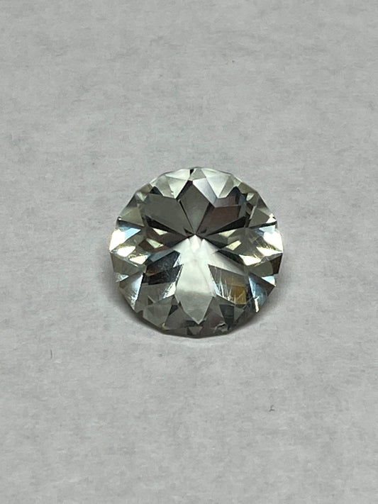 Prasiolite, Light Green Quartz, Faceted Apex Crown Gemstone, 2.7 Carat, 9.8mm